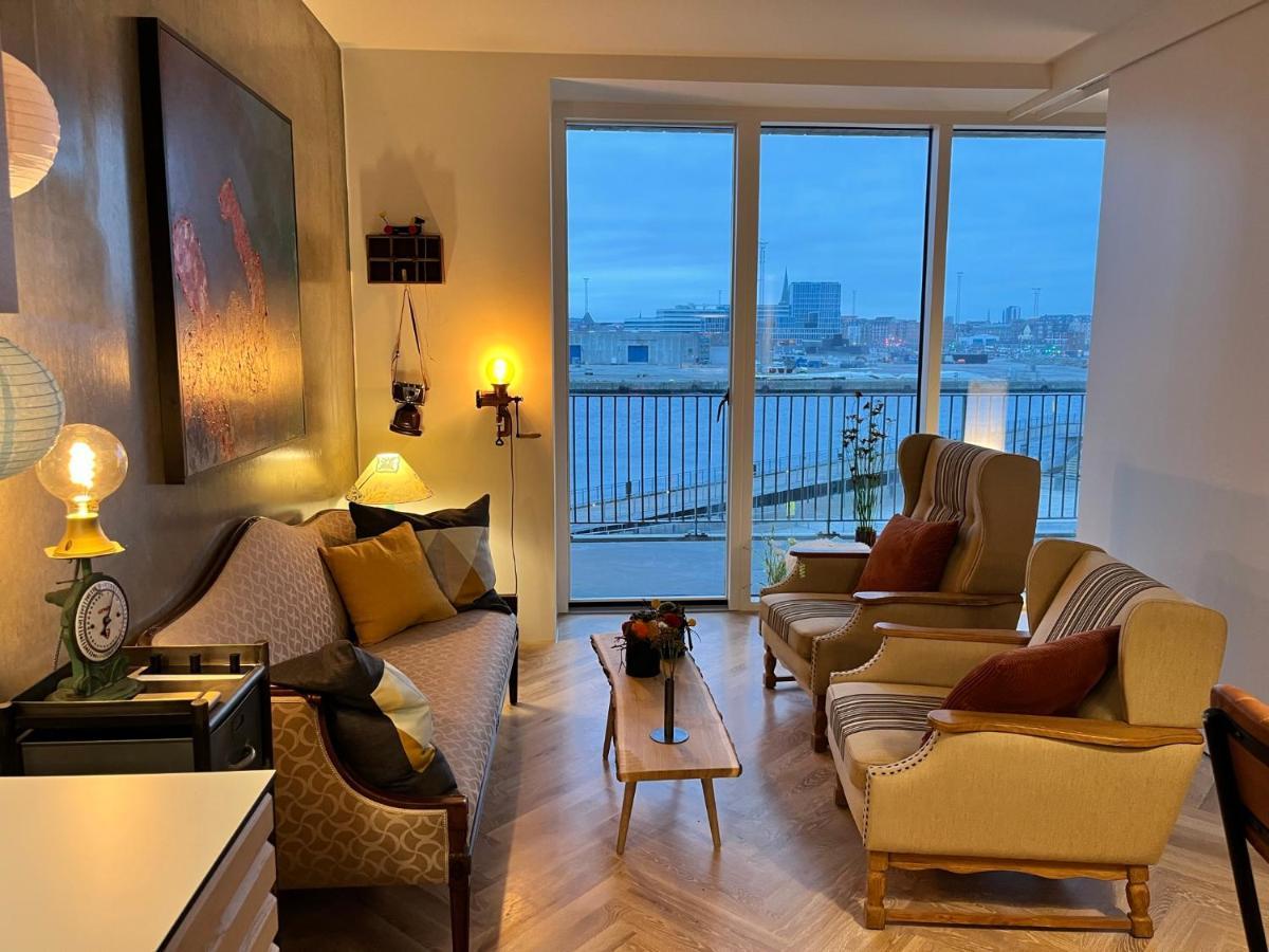 Apartment Directly To Seafront Of Bassin 7 With Big Balcony And Free Parking Århus Esterno foto