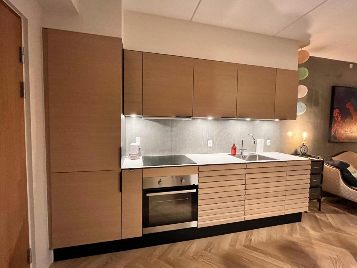 Apartment Directly To Seafront Of Bassin 7 With Big Balcony And Free Parking Århus Esterno foto