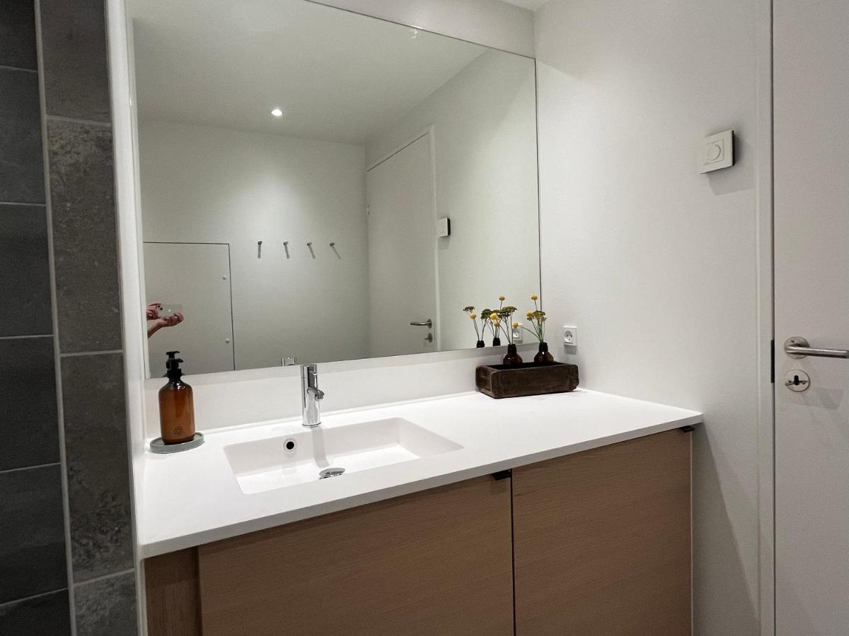 Apartment Directly To Seafront Of Bassin 7 With Big Balcony And Free Parking Århus Esterno foto