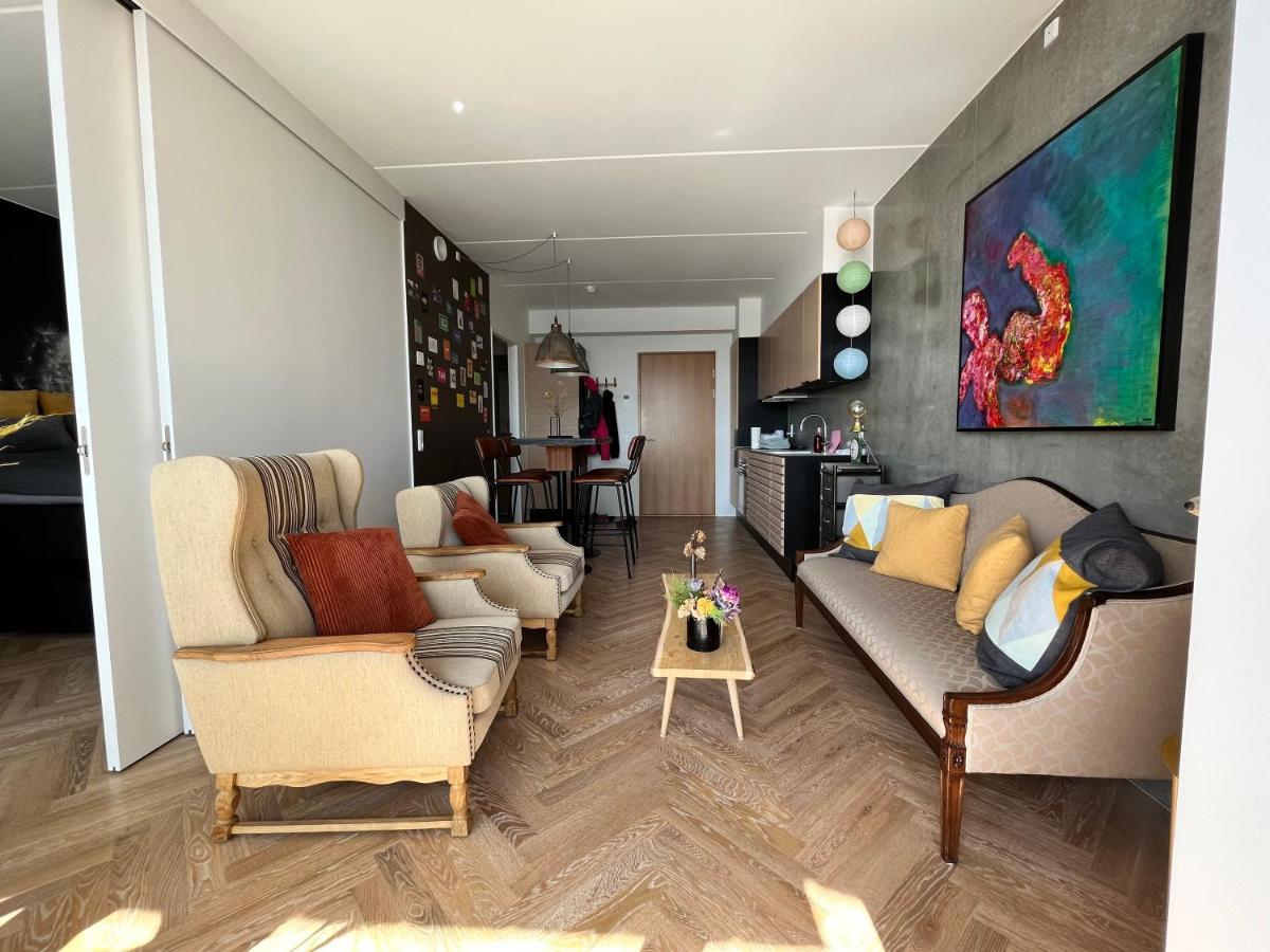 Apartment Directly To Seafront Of Bassin 7 With Big Balcony And Free Parking Århus Esterno foto