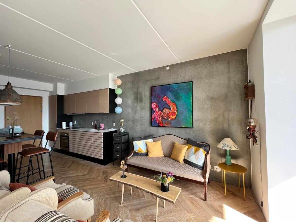 Apartment Directly To Seafront Of Bassin 7 With Big Balcony And Free Parking Århus Esterno foto
